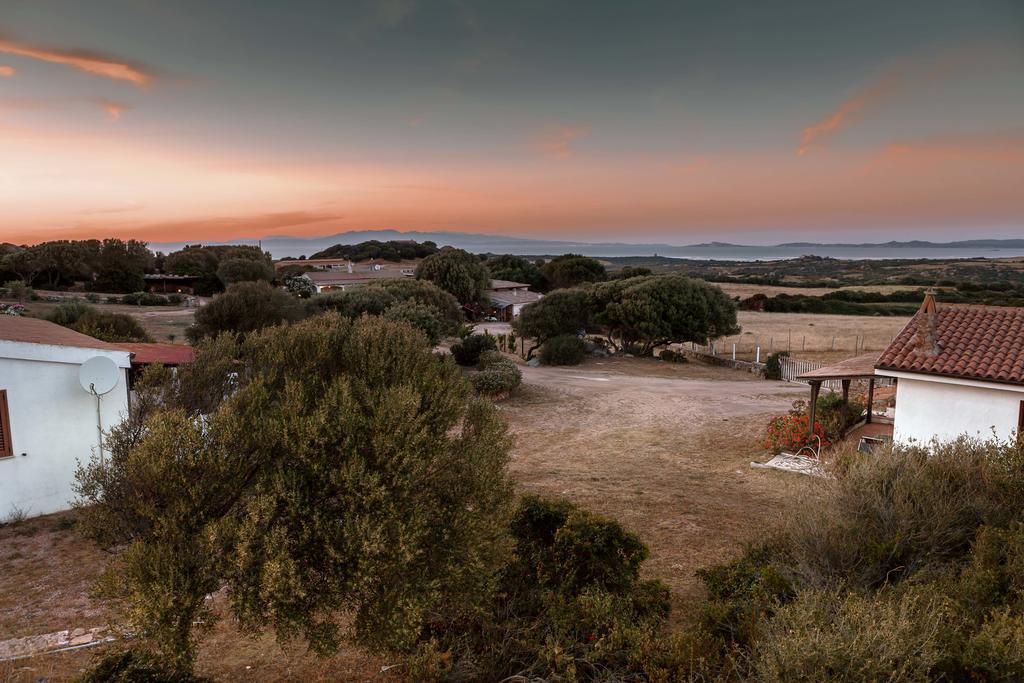 Agriturismo Nuraghe Tuttusoni Aglientu Luaran gambar